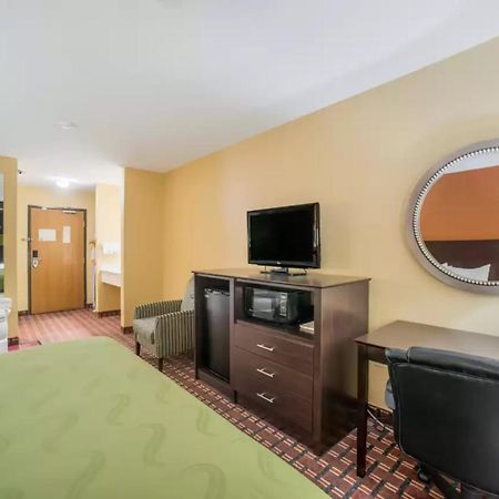 Quality Inn O'Fallon Il - St Louis Exteriör bild