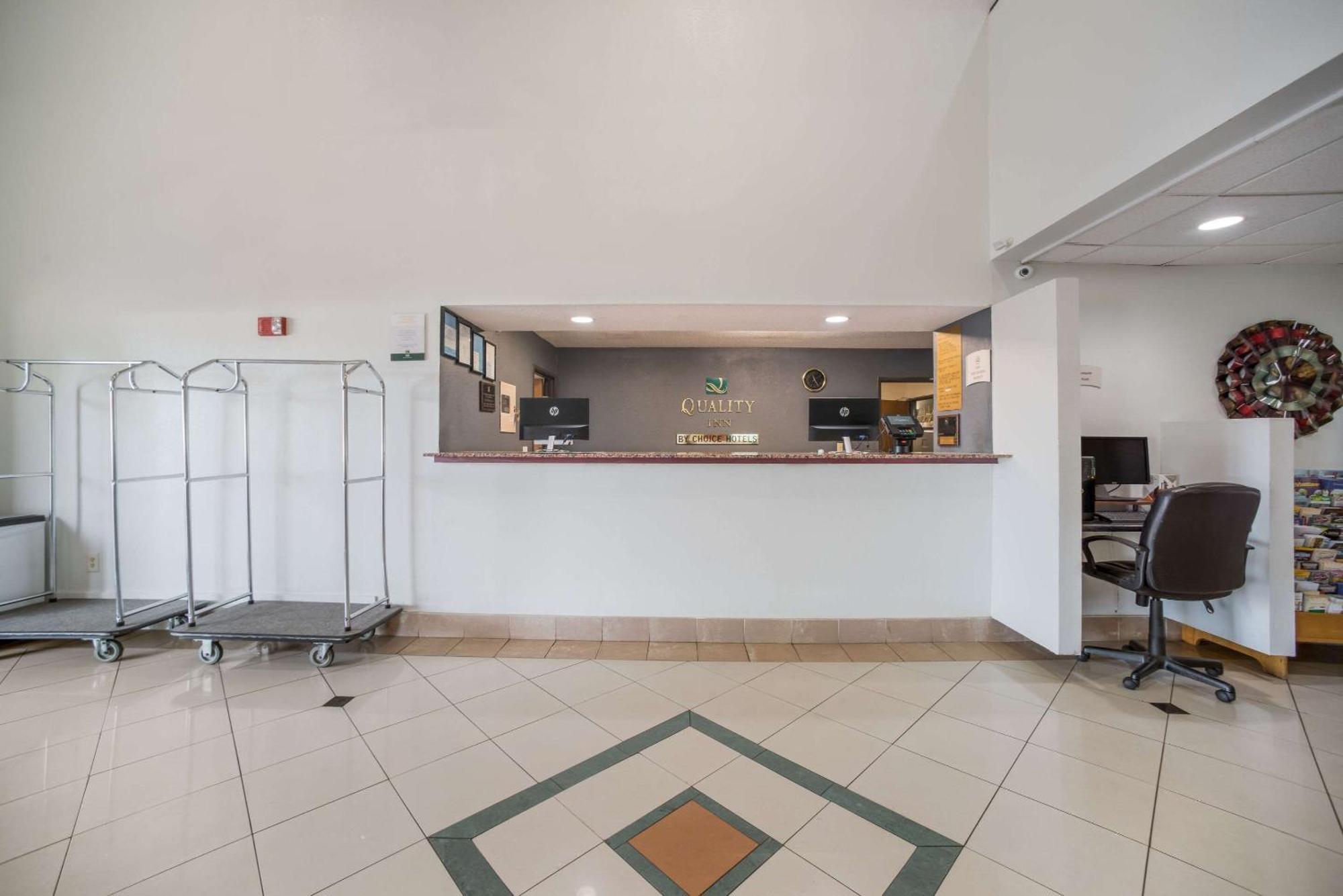 Quality Inn O'Fallon Il - St Louis Exteriör bild