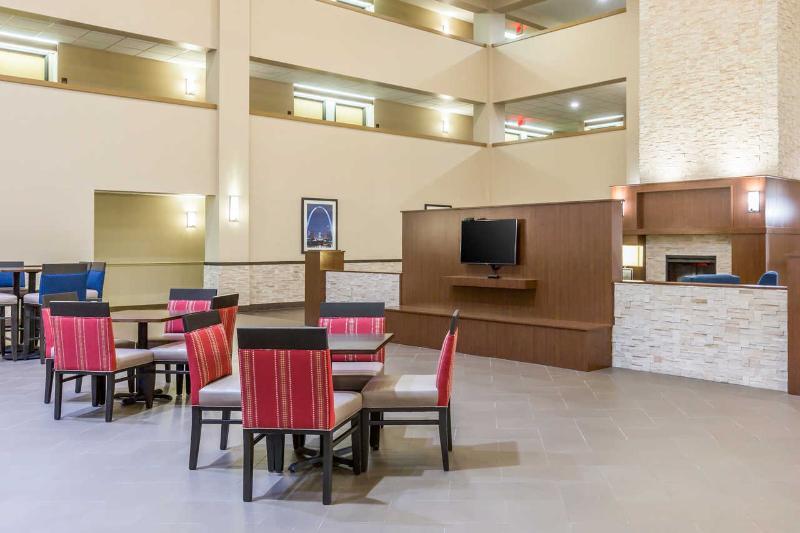 Quality Inn O'Fallon Il - St Louis Exteriör bild