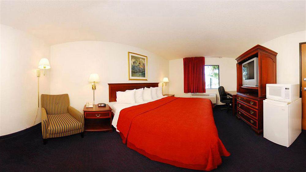 Quality Inn O'Fallon Il - St Louis Exteriör bild