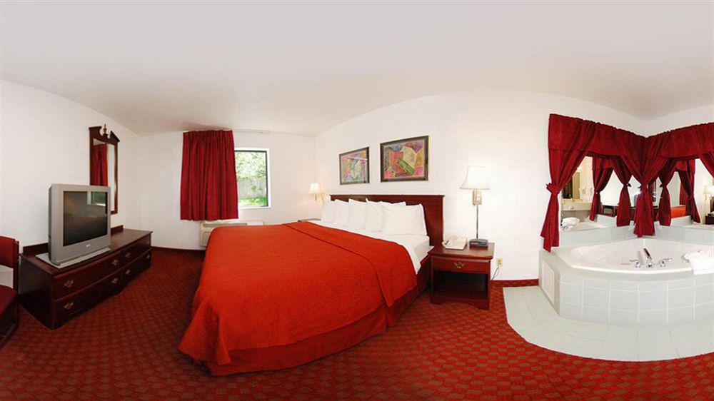 Quality Inn O'Fallon Il - St Louis Exteriör bild